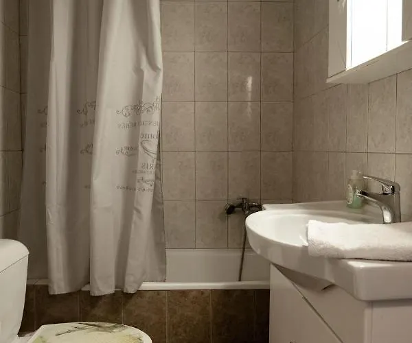 Kalvou Flat Lejlighed *